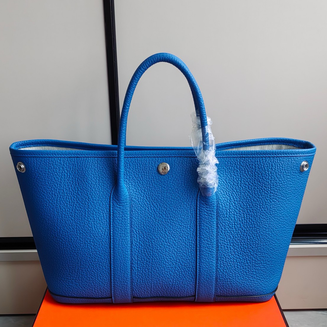 Women Designer Style Garden Bag Textured Leather Large Capacity Tote Bag Top Handle Shoulder Bag Taupe For Office Daily Commute
