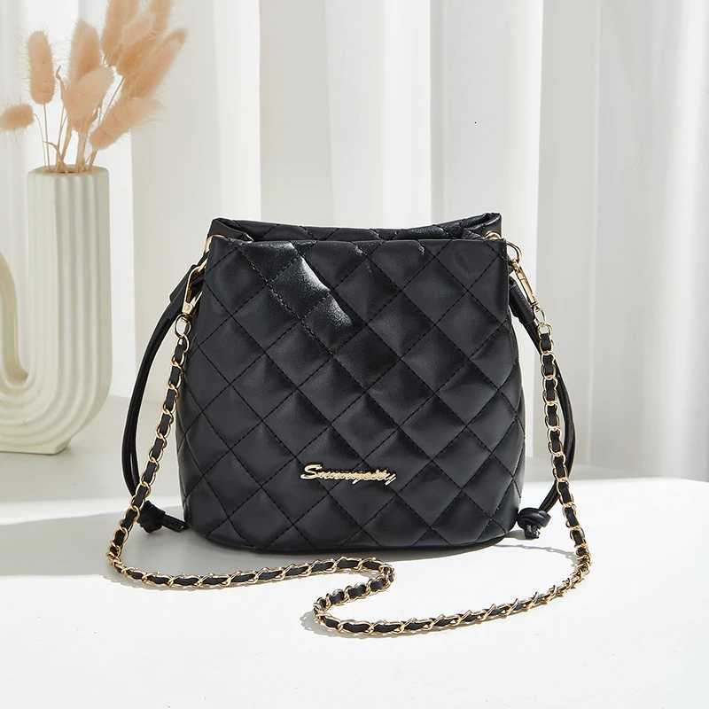 Shoulder Bags Ladies Large-Capacity Multi-Functional PU Leather Crossbody Bag Durable Commuting Single-Shoulder Handbag H2610161