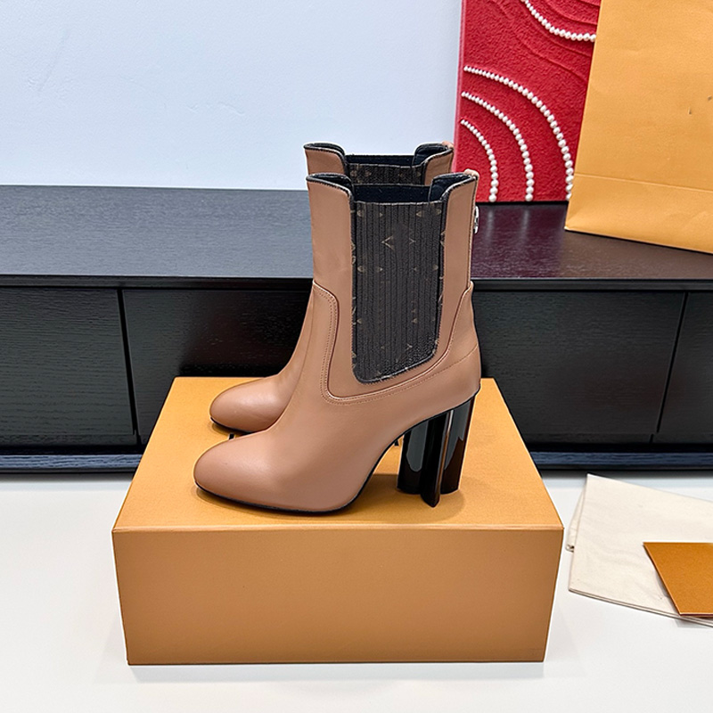 Designer Scarpe di lusso Stivaletti alla caviglia Tacco grosso Pannello laterale Tirare su Pelle Donna Autunno Inverno Elegante Stivaletti Chelsea E