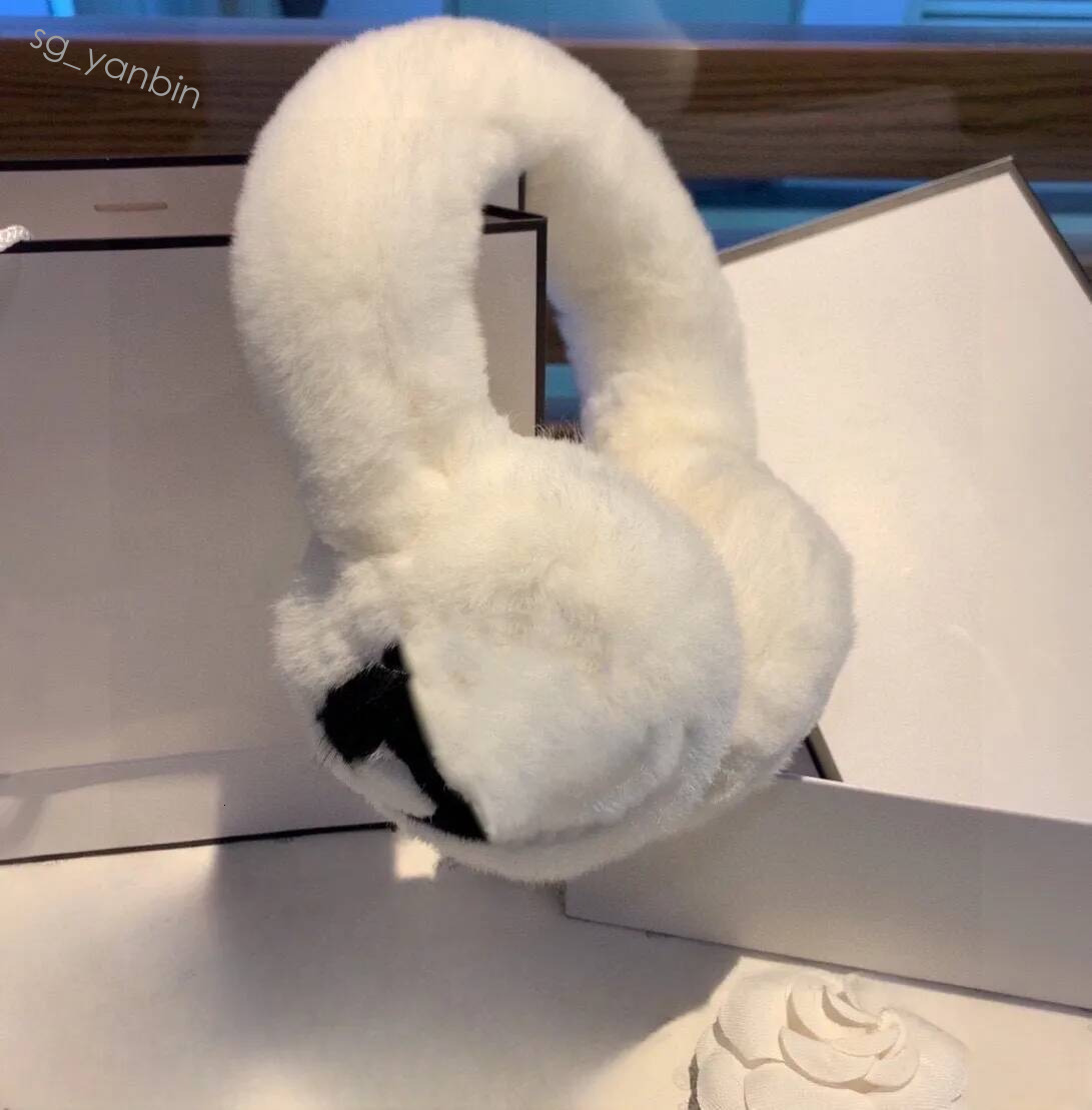 929146 Skiing earmuffs without hair removal daily warmth versatile autumn and winter essential for travel with high appearance in White Hot