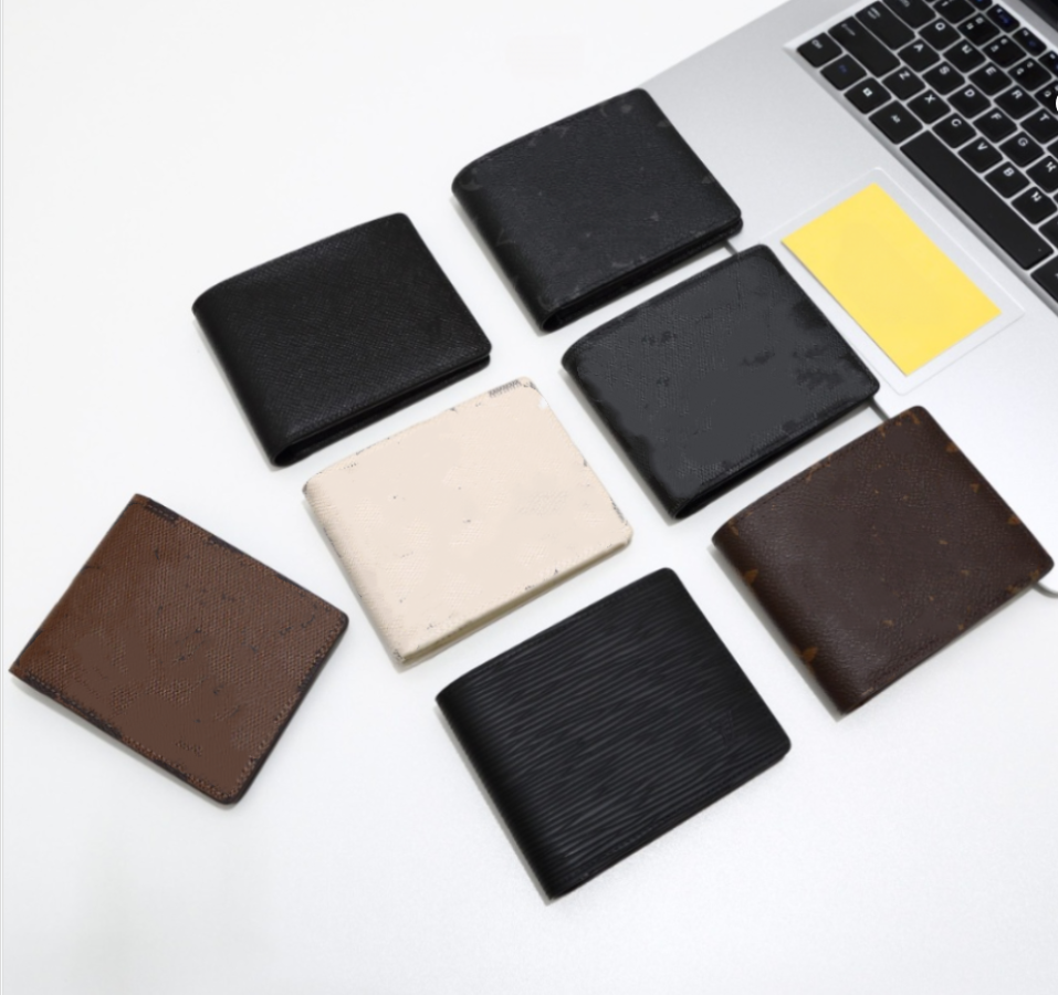 Womens Luxury designer luxury wallet card case card holder M60895 Embossed Black Multiple Short wallets Men purses holders business