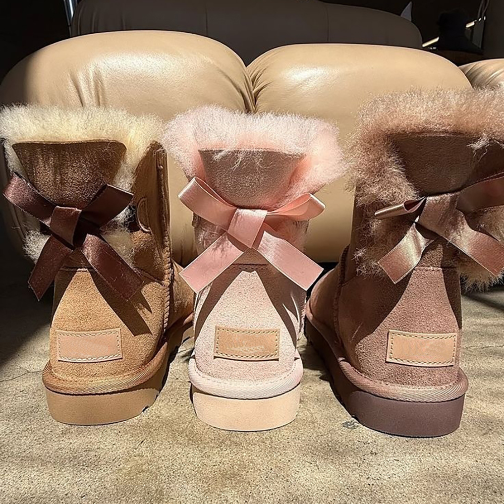 Bailey Bow Snow Boots Designer Boots Women Winter Suede Booties with Back Bow Decoration Thick Furry Fur Lined Warm Anti Slip Sole Cold-Weather S