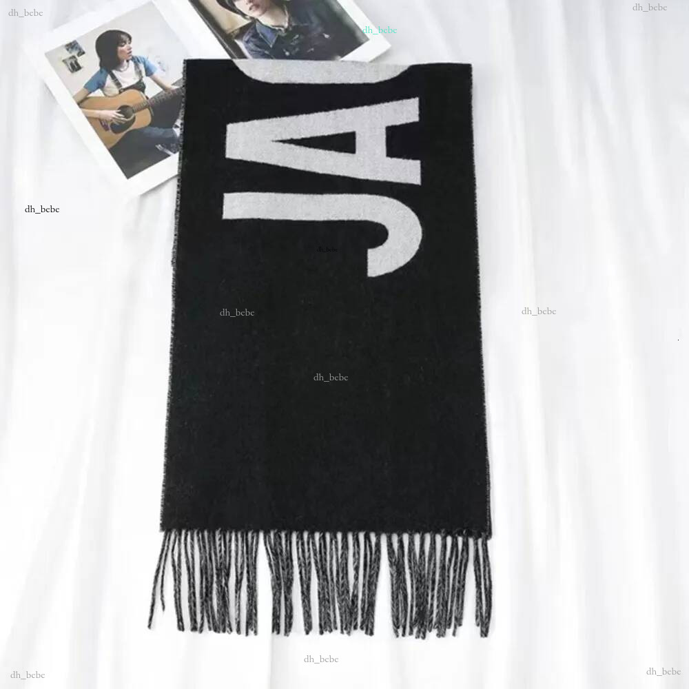 Hommes 100 Laine Designers Femmes Lettre Multi Rose Designer Cachemire Écharpe Beige Noir Gris Ece e Foulards Femmes Sjaal