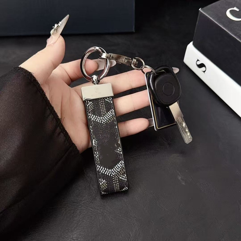 Green GY Designer Fashion Geometric Pattern Canvas Leather Key Fob Strap Alloy Spring Ring Car Keychain Portable Bag Charm Key Holder for Men Women