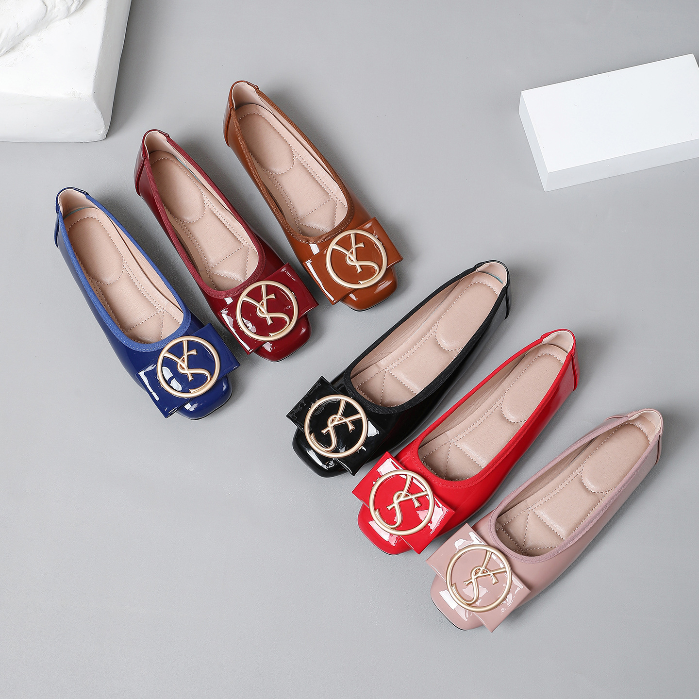 Ballet Flats 2026 Designer New Style Elegant Versatile Patent Leather Dress Shoes Stylish Soft Sole Metal Buckle Square Toe Shoes