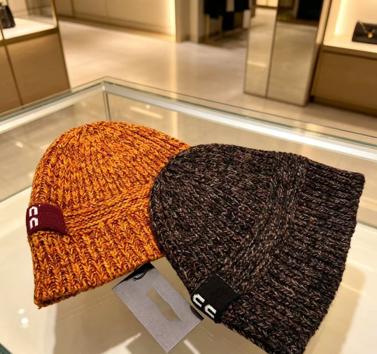 Vintage knit unisex warm winter geometric pattern brimless beanie soft thick warm knit hat suitable for skiing solid color designer knit hat
