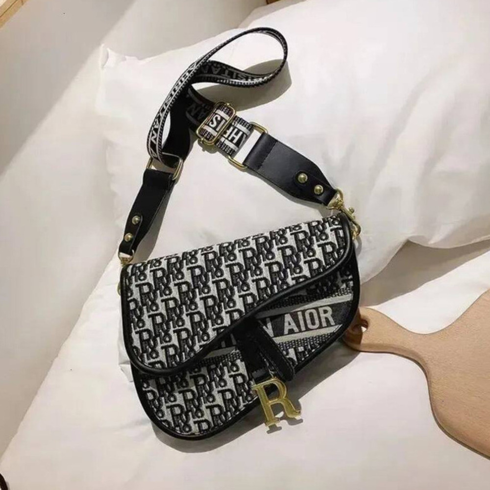 Designer Women bags Trendy Small Purse Saddle Shoulder Underarm Handbag Satchel HandBag Crossbody Bag 24cm a36