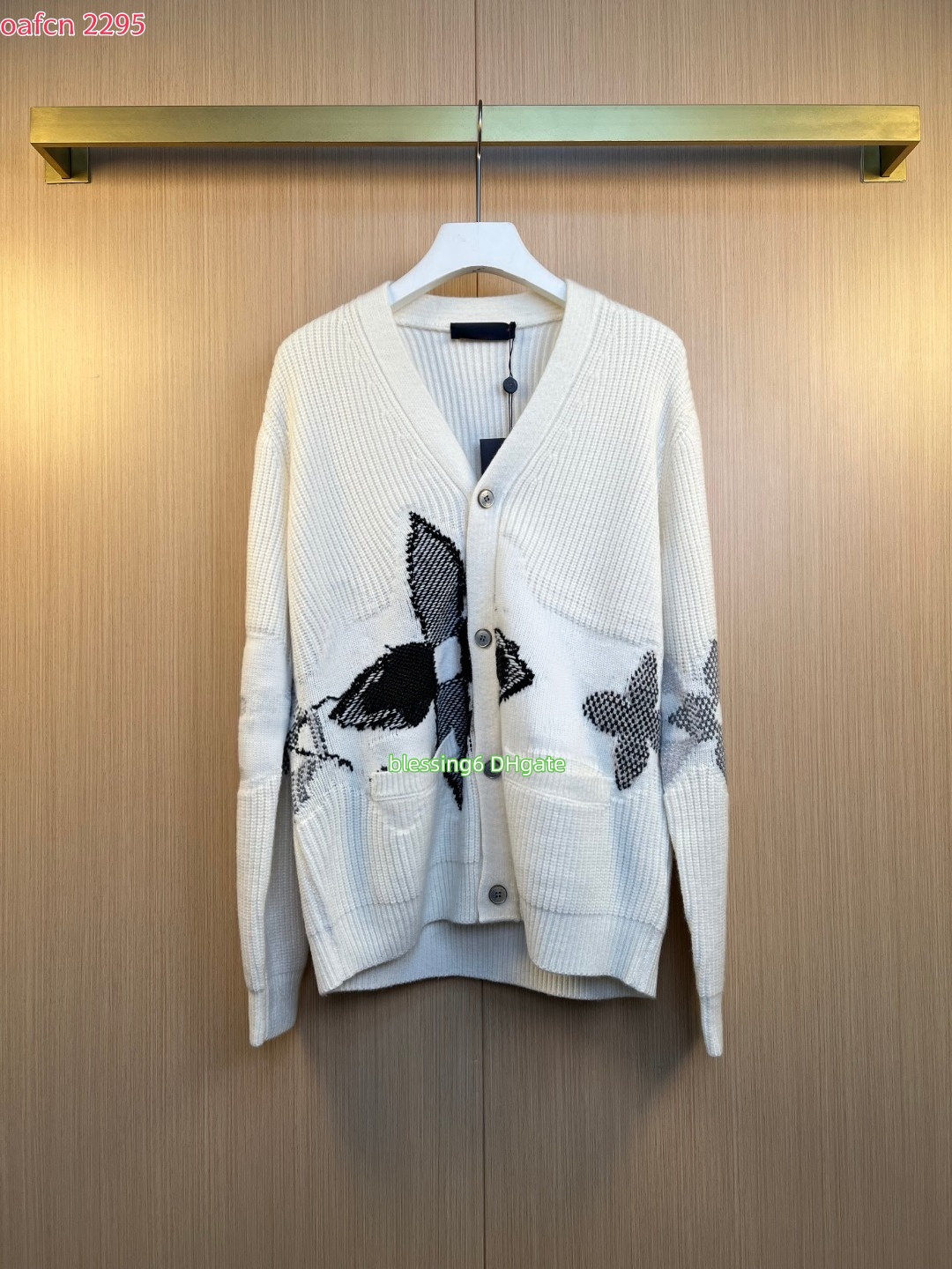 Designer men's wool sweater cardigan knitted sweater floral pattern long sleeved women's pullover casual solid color warm winter autumn wi