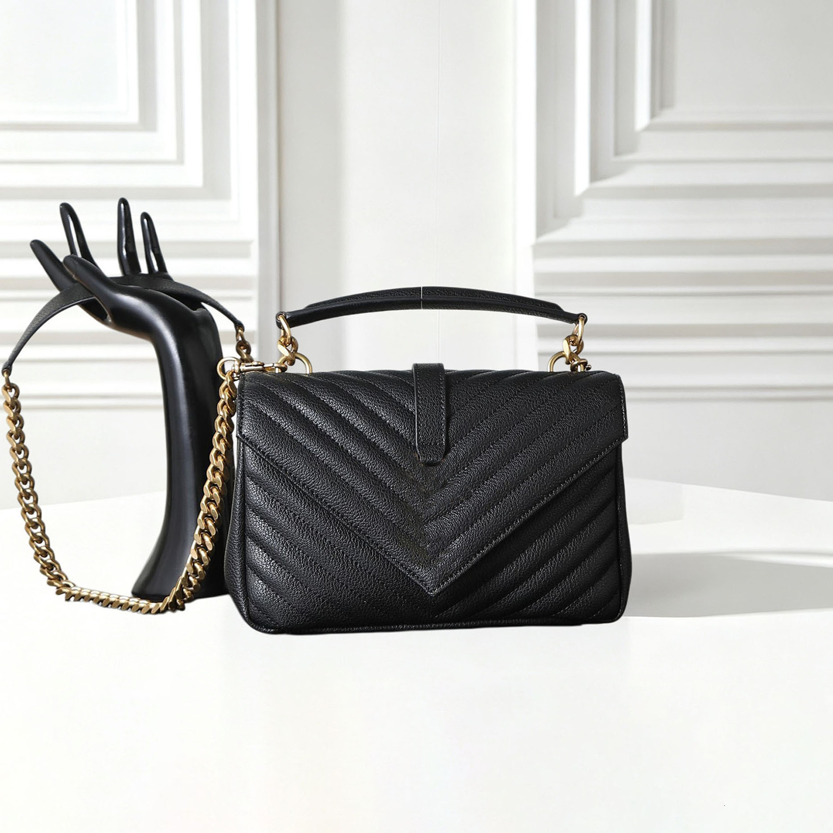 Designer Bag Shoulder Bag Monogram College Luxury Messenger bag Envelope Crossbody bag Chain Handbag Top Handle Women Quilted Flap satchel Grain Fas