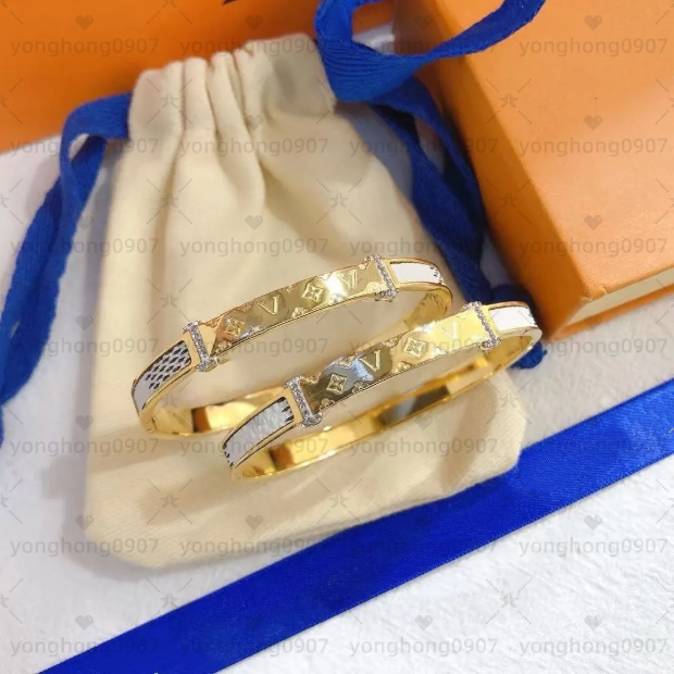 Luxury bracelet Designer bracelet For Mens Womens bracelet Classics Fashion 18k gold silver rose Silver jewelry High quality Accessories Festival Gi