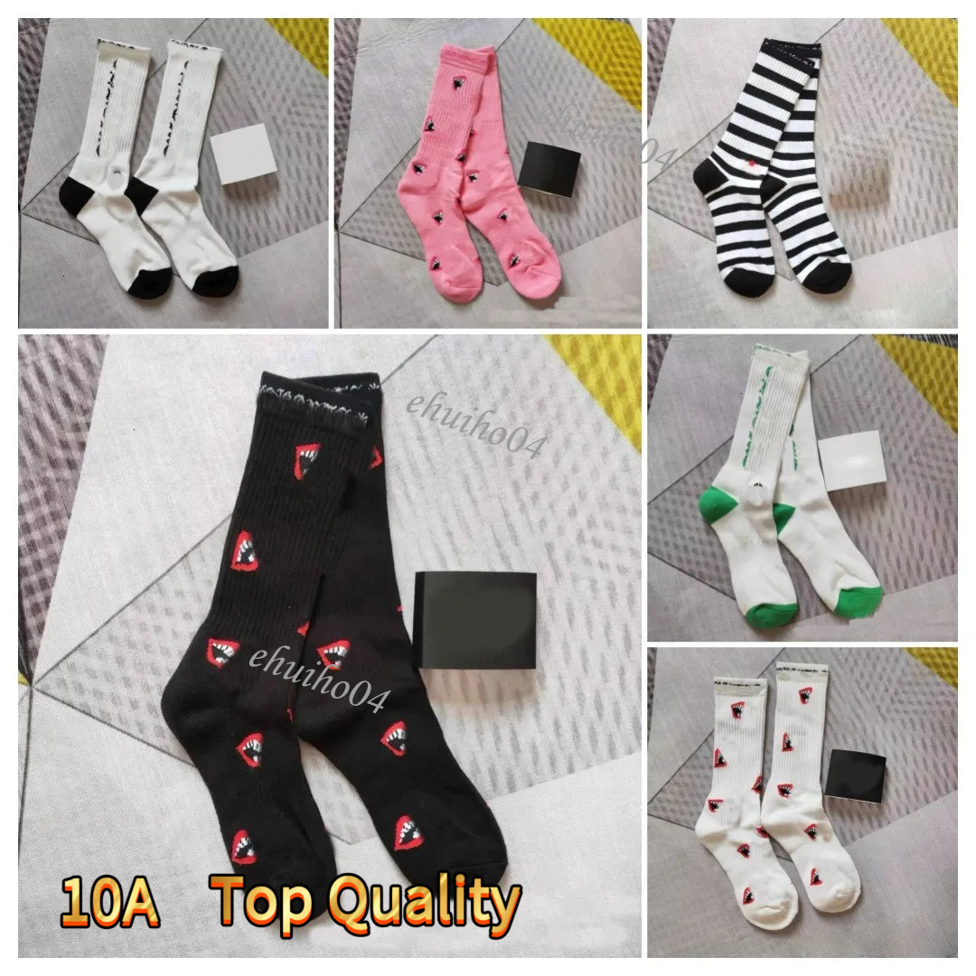 10A Designer Socks Autumn Winter Warmth Men Women Long White Personalized Embroidery Stocking Classic Letter Comfortable Breathable Cotton