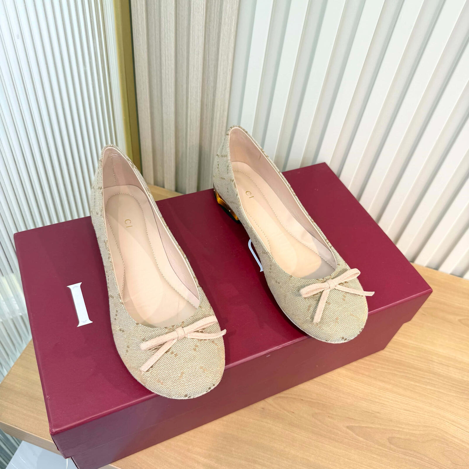 Jacquard Vintage Ballet Dress Shoes Round Toe Bow Canvas Fashion Flat shoes Women luxury Designer mary jane Slip On Outdoor Casual Ladies sandals
