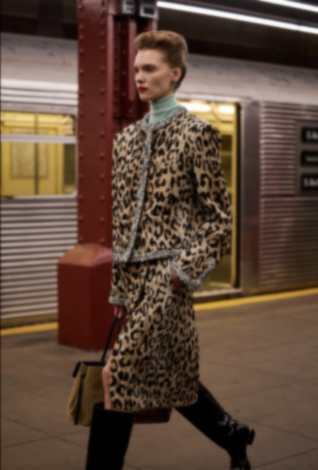 26A tweed jacket designer womens leopard print jackets fashion show luxury clothes women designer high quality winter jacket silk lining sexy skirt