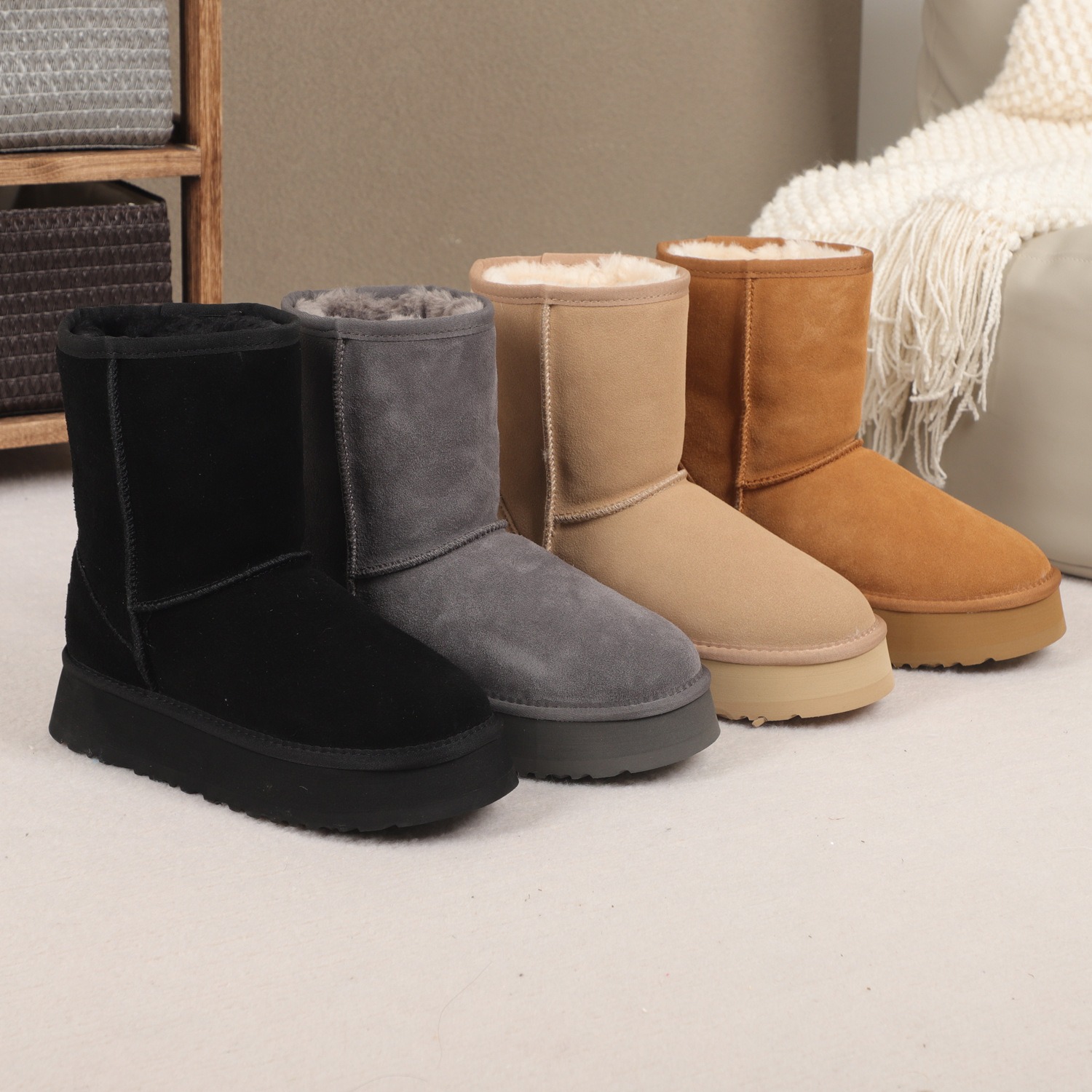 Designer Boots For Womens Winter Genuine Leather Unisex Snow Boots Anti Slip Soft Sole Comfortable Puffy Cotton Shoes Men Women Size 35-44