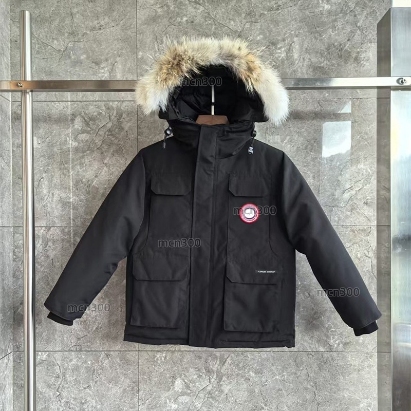 Free Shipping Kids Down Jacket High Quality Shiny Hooded Puffer Down Jacket Winterwarm Quilted Canada Kids Coat Zipper Pocket Shortpadded Outerwear