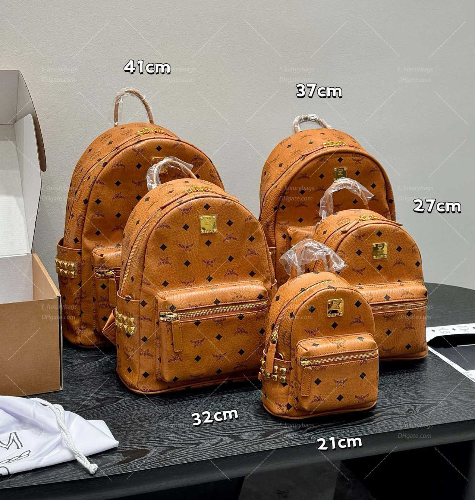 Large Capacity Backpack Travel MCMSing Printed Mini Backpacks Unisex Letter Genuine Leather Sequins Zipper Soft Satchels Compartment Women Fashion S