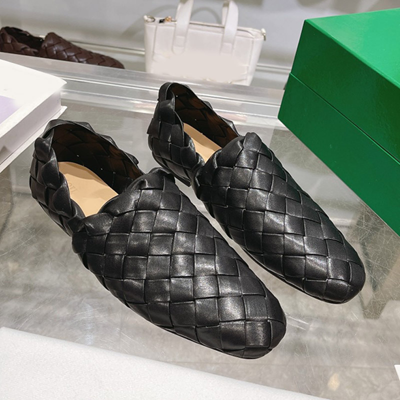 Mens Genuine Leather WOVEN LOAFERS Womens Classic Round Toe Dress Shoes Comfortable Soft Sheepskin Lining Designer Brands Office Casual Attire With