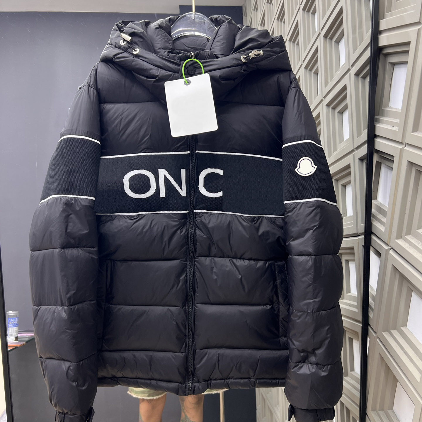 Designer Classic Coat Fashion Man Hooded Puffer Jacket Winter Thick Windproof Men Jackets Couple Loose Fit Down Coats Casual Coat Size L-4XL