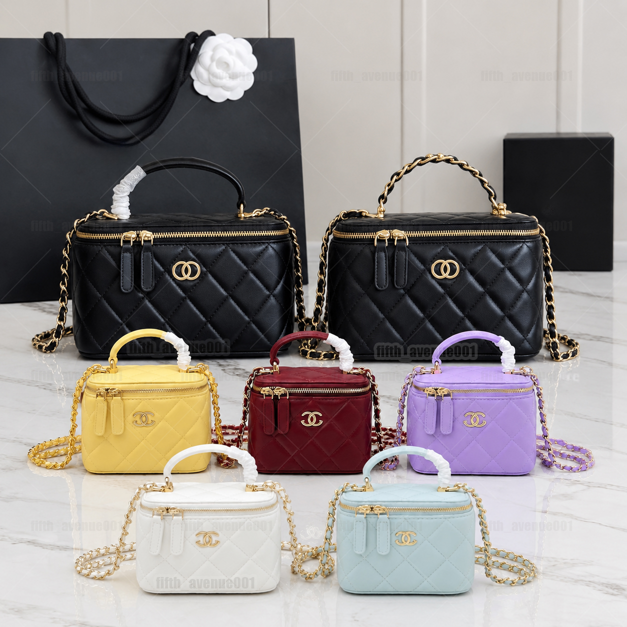 Top-Quality Lambskin Makeup Bags, Handle-Style Makeup Cases, Shoulder Bags with Mirrors, Women's Luxury Bags with Metal Chains