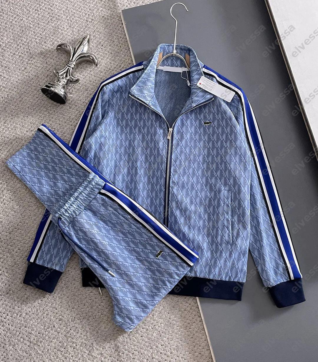Survêtements pour hommes T-shirt Deux pièces Sweatershirts Mode Femmes T-shirts Survêtement Jogger Ensembles Designers Costumes Sportswear Sweat-