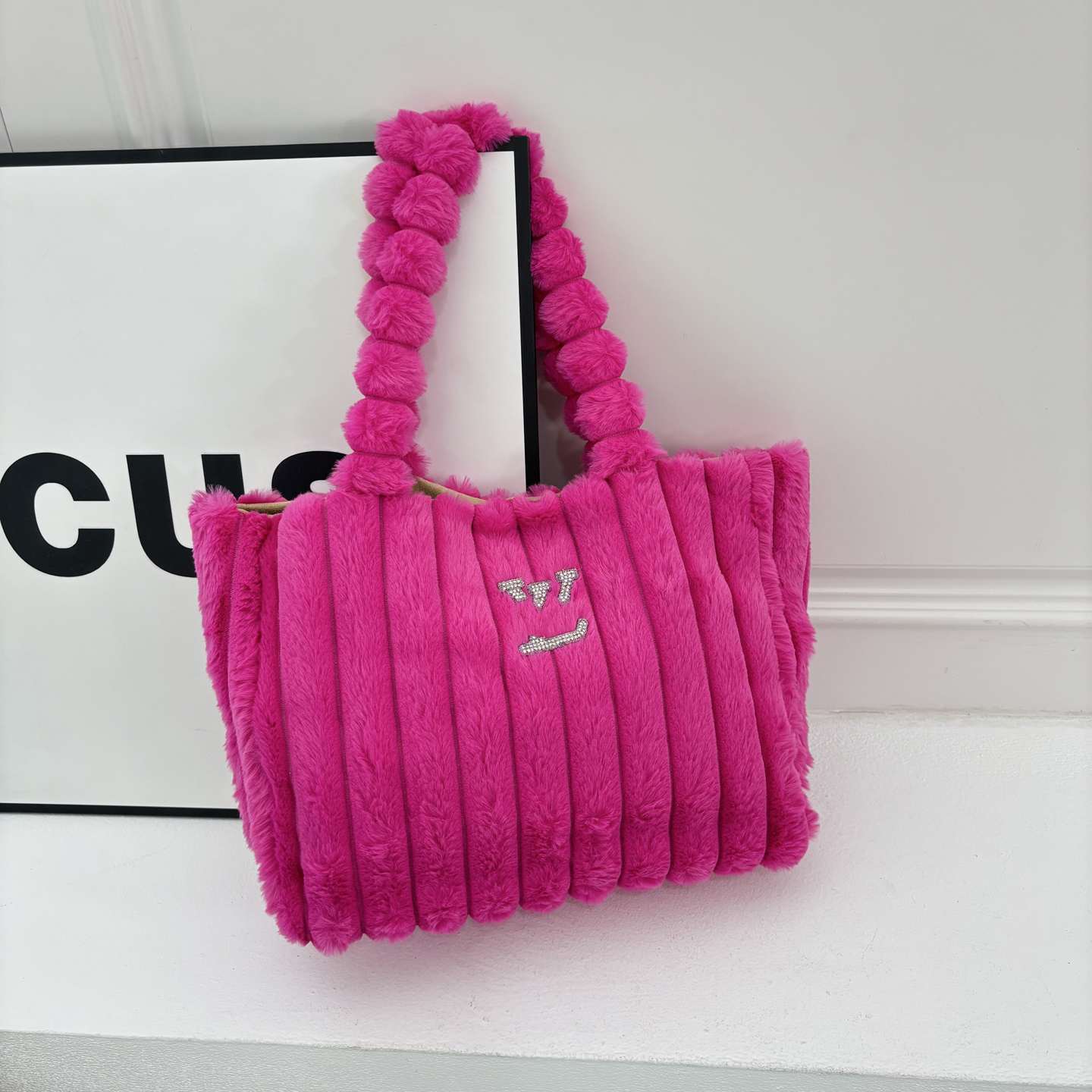 Designer Bag Gentle wind imitation rabbit fur large handbag solid color plush handle commuting plush single shoulder armpit women's evening bag