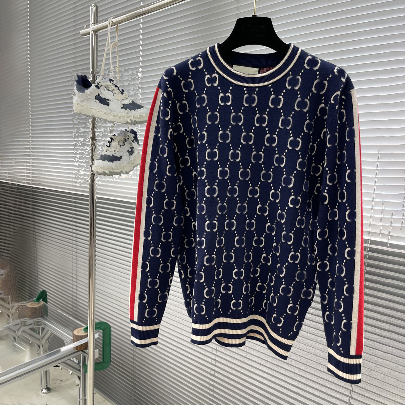 Designer branded clothing, men's sweaters, high-quality sweaters, long sleeves, modal Anti pilling Essential items for autumn and winter