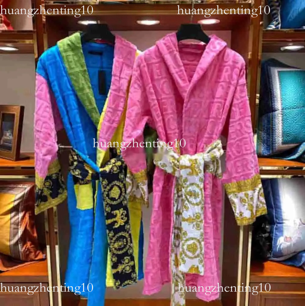 Velvet Bathrobe Robe Designers Baroque Fashion Pajamas Mens Women Letter Jacquard Printing 2026 New Model Print Sleeves Shawl Collar Pocket Trendy b