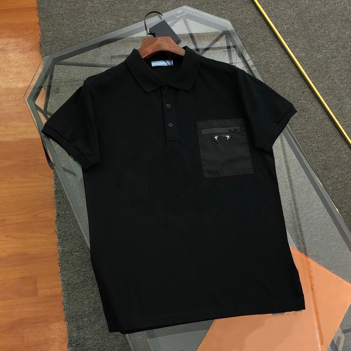 Designer high-quality men's T-shirt and polo shirt with pocket triangle logo decoration, nylon fabric fashionable and versatile men's polo