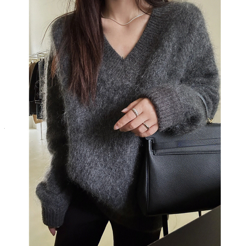 Mink-Soft, Comfortable Inner Layer, Thickened Dark Gray Solid-Color Knitted Top For Women, Autumn Winter, Gentle And Relaxed Style, V-Neck Sweater