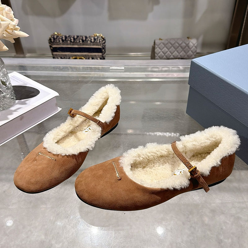 Womens Classic Logo Mary Jane Designer Suede Flat Bottomed Ballerinas Ladie Winter Wool Mule Shoes Rubber Outsole Sizes 35 42