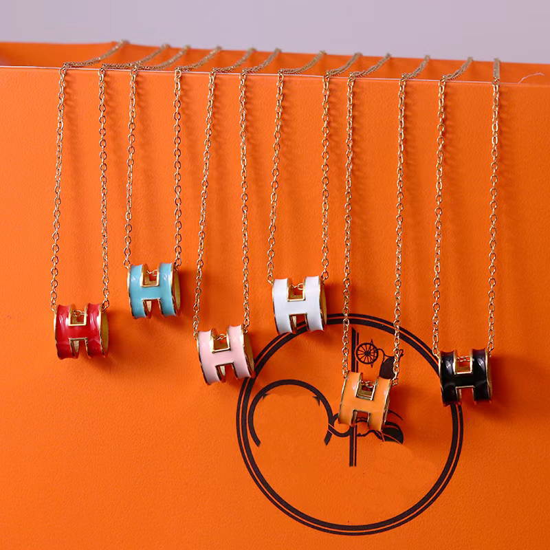 Brand H Necklace Simple Enamel Letter Pendant Necklace High Quality Stainless Steel Designer Jewelry