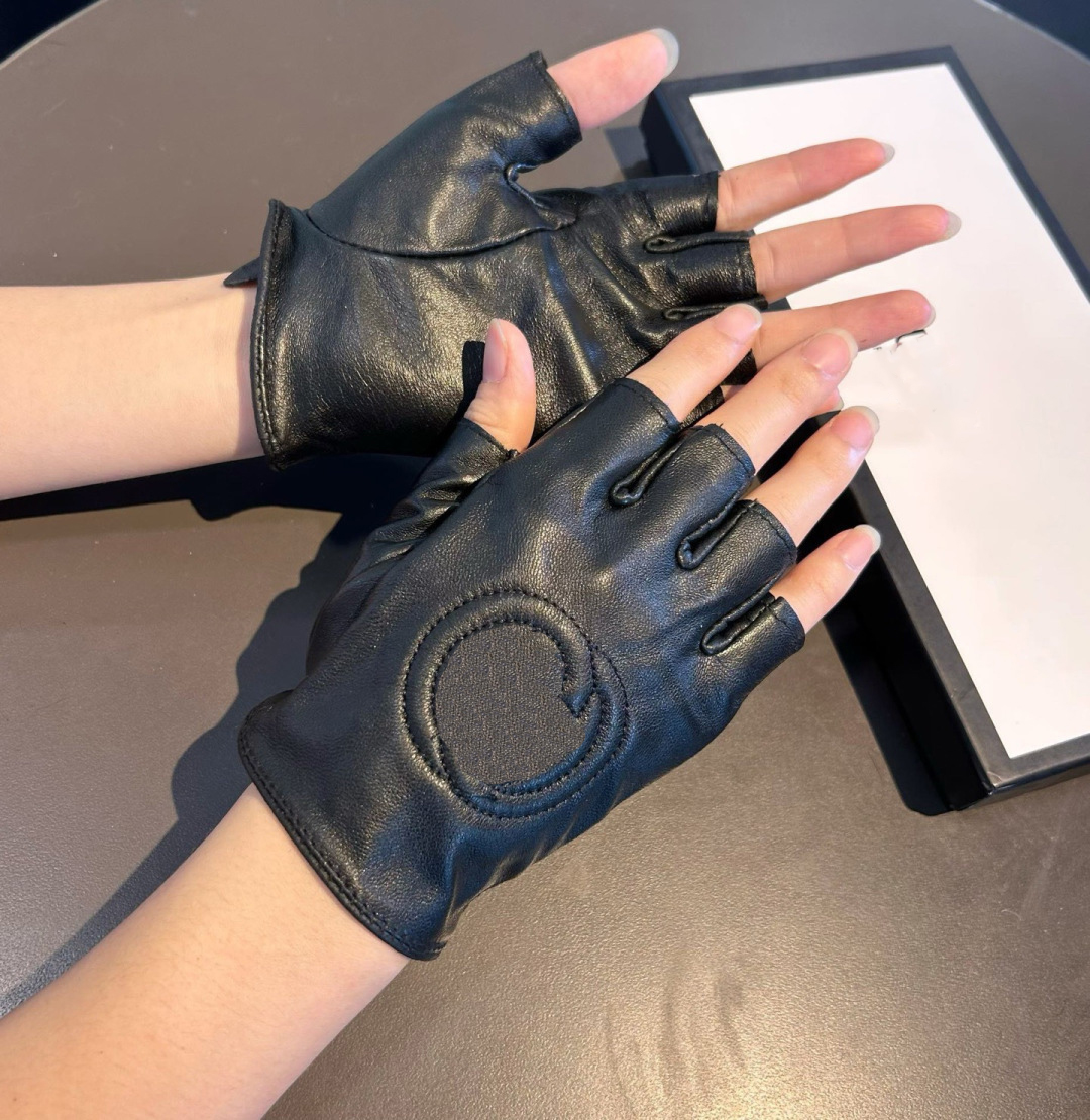 Designer Gloves Men And Women Gloves Winter Five Fingers Y2K Hip Hop Rock Couple Daily Street Style