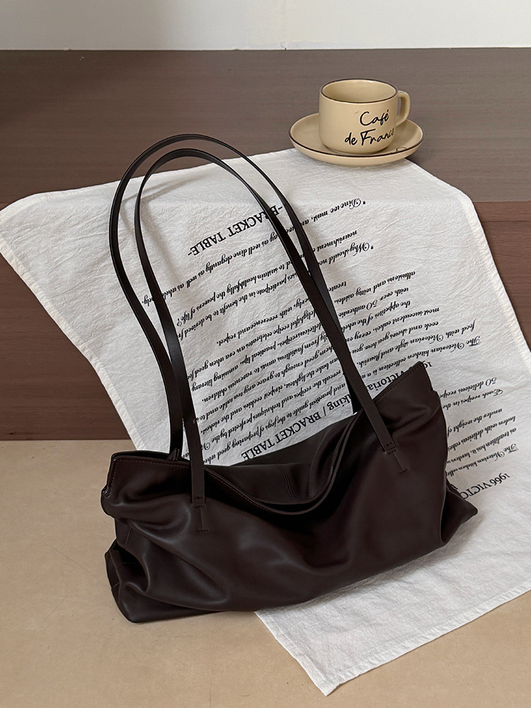 Sac de créateur vintage de luxe fourre-tout souple froissé nouveau modèle décontracté en cuir de vachette à grain supérieur épaule grande capacit