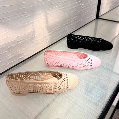 Luxury cutout mesh round toe ballet flats Designer Lightweight Breathable sandals Womens canvas Splicing Slip on Fashion Dress shoes For summer Outd