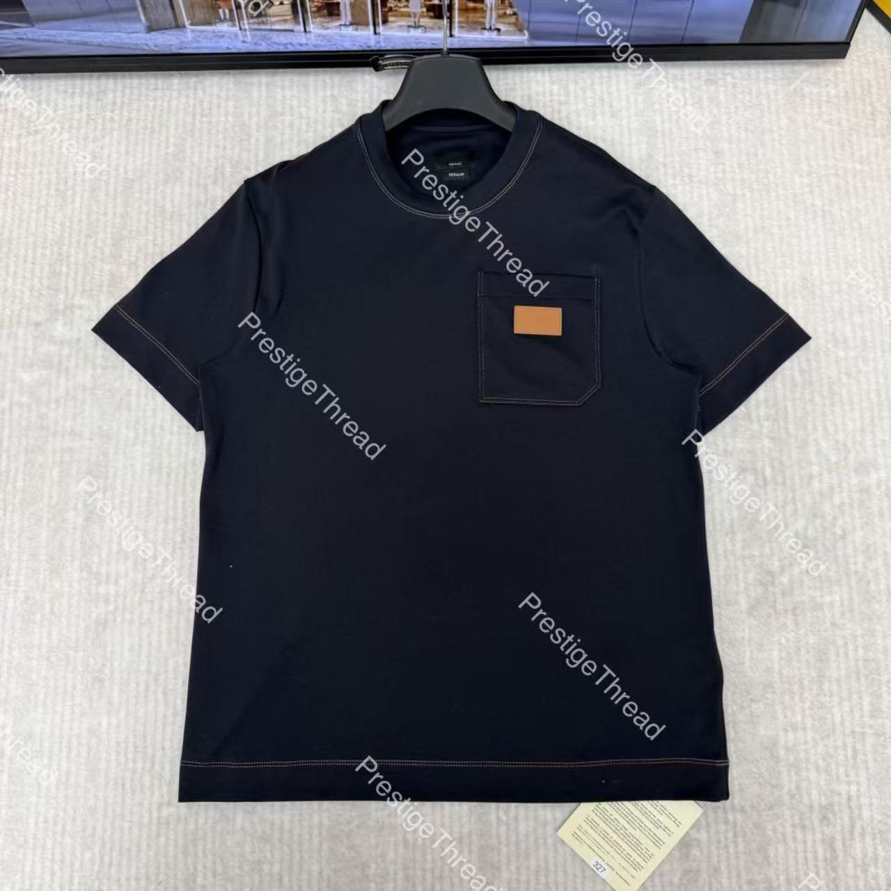 26ss Letter Logo Leather Patch Short Sleeve Designer Men's T-Shirts Casual Fashion Outfit