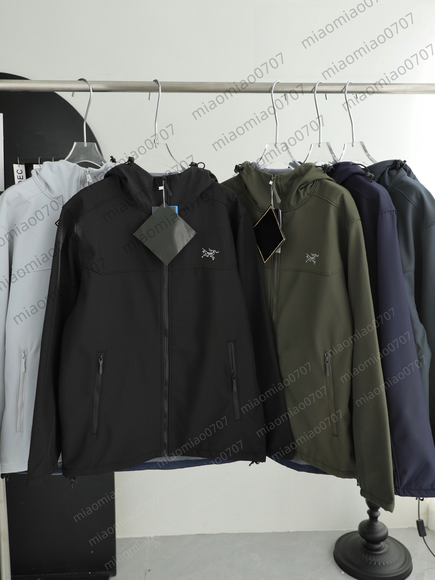Men Jacket Three Layer Waterproof Breathable Jacket Men Full Zip Hooded Coat Hiking Trekking Mountain Trail Camping Summit Cold Warm Windbreaker Zip