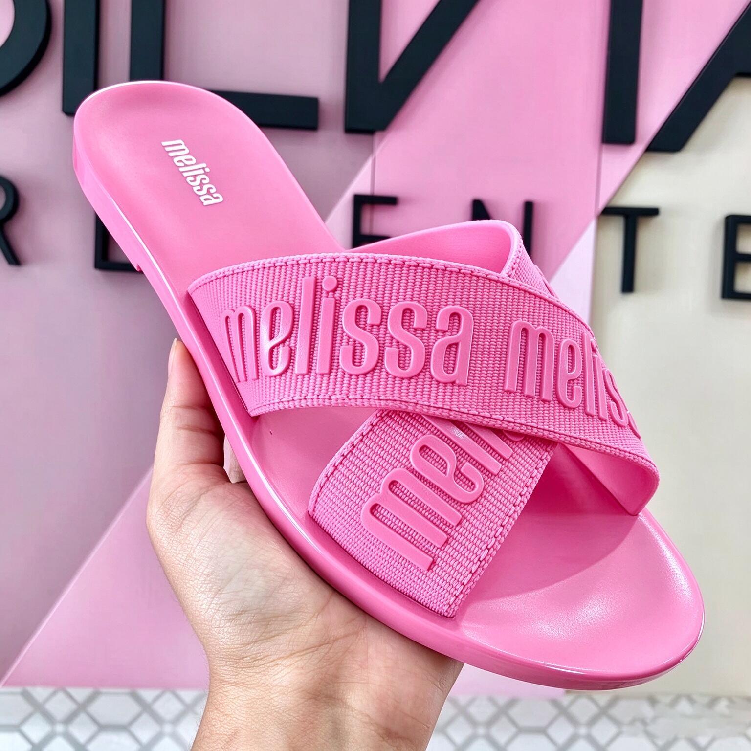 Jelly Slide Sandals Rainbow Logo Cross Strap Luxury Flat Slippers womens Designer Beach Shoes For Daily Summer Outdoor Wear Holiday Chic Stylish Tre