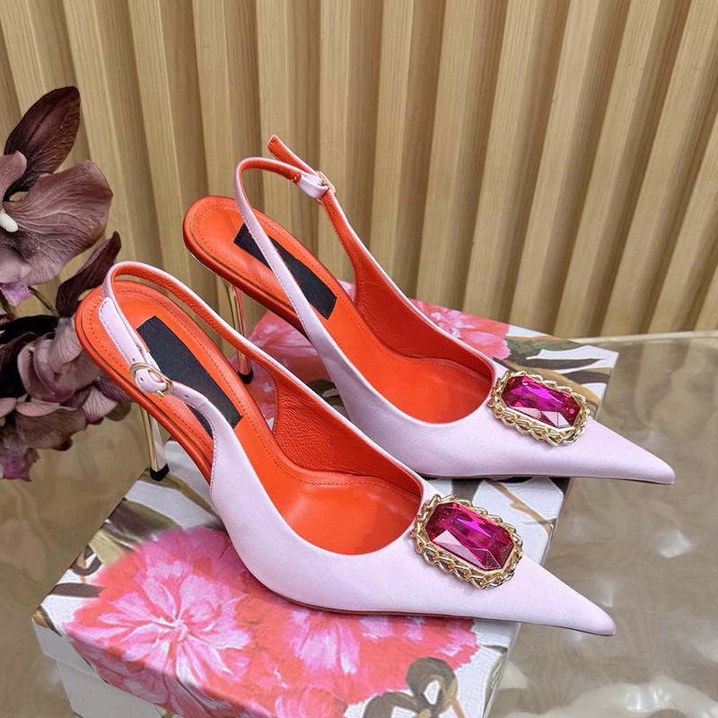 7,5, 10,5 cm décoration de pierres précieuses en satin pour femmes sangle arrière pointue talons hauts cadre doré rétro strass dos chaussures sim