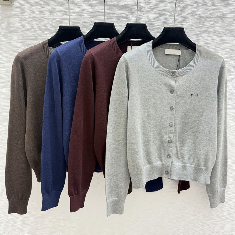 Brand Letter Wool Sweater Cardigan Luxury Women Soilid Color Brief Knit Cardigans Summer Resort Vacation Birthday Knits