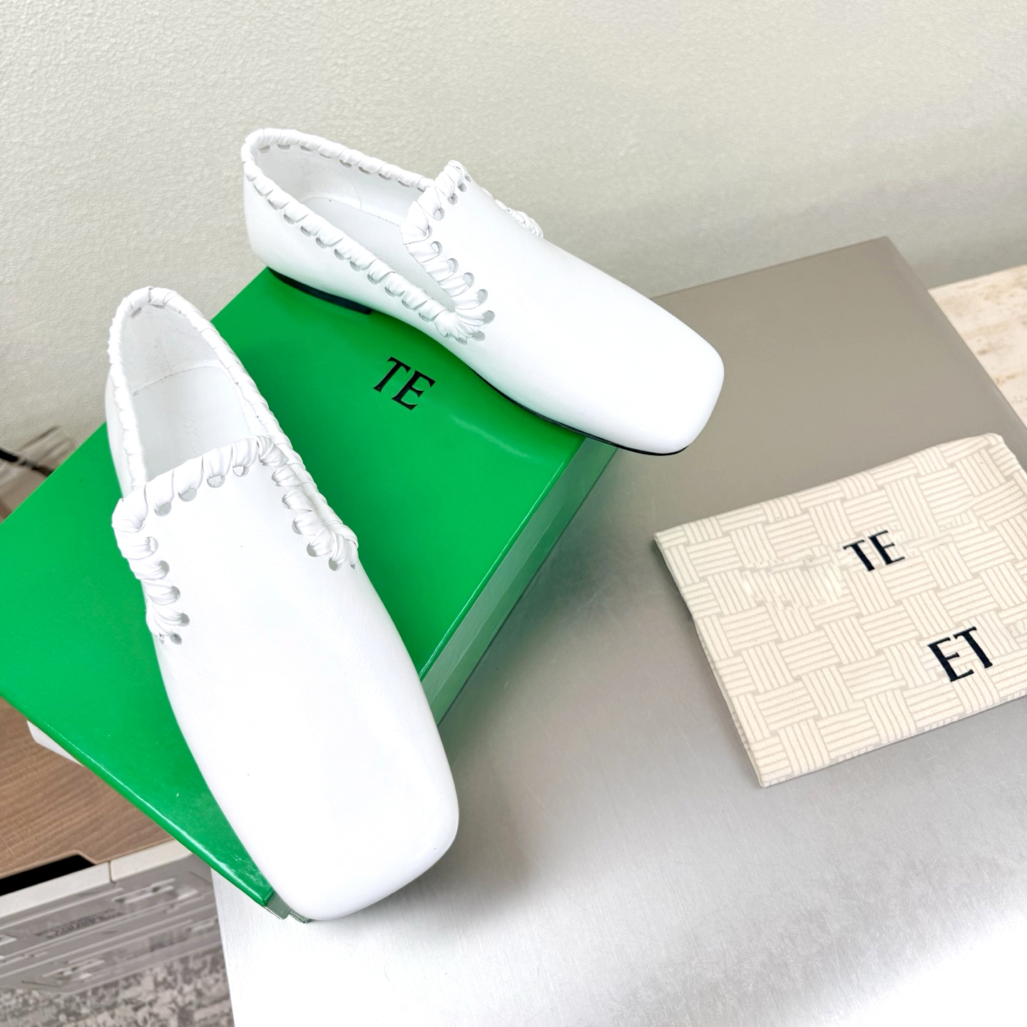 10A Luxury Woven leather pointed toe Dress shoes Designer Slip on flats Women's Summer Vacation Outdoor Casual Fashion sandals Elegant Dinner P