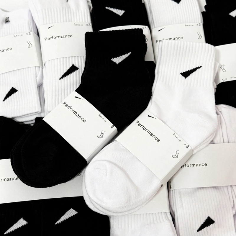 3Pcs Designer Classic Unisex Breathable Sports Crew Socks, Cushioned Terry Sole Solid For Youth Teens, Thin Thick Athletic Socks for Running Fitness