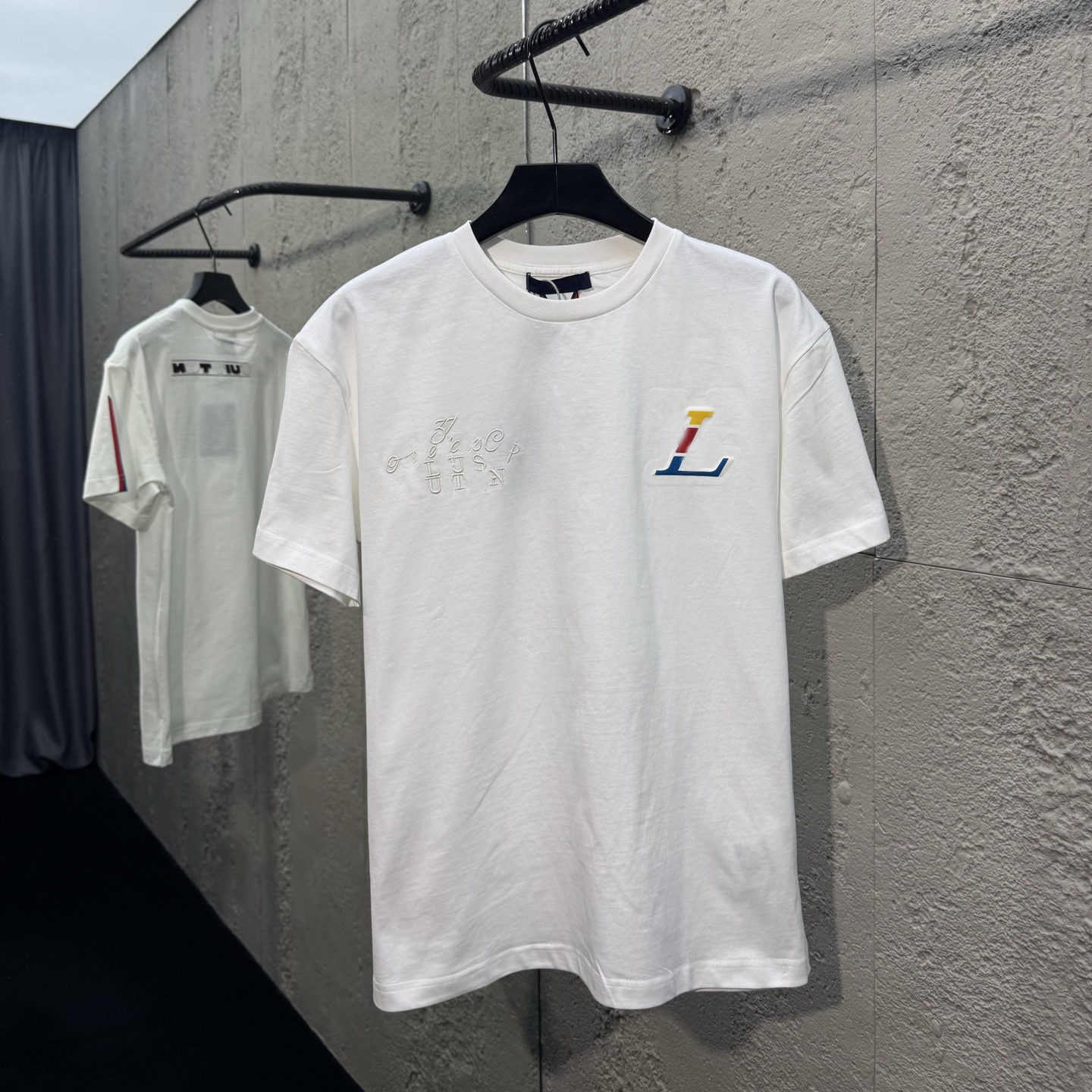 Vêtements de marque de créateurs, vêtements pour hommes de haute qualité, T-shirts et polos pour hommes, T-shirts à manches courtes en relief co-