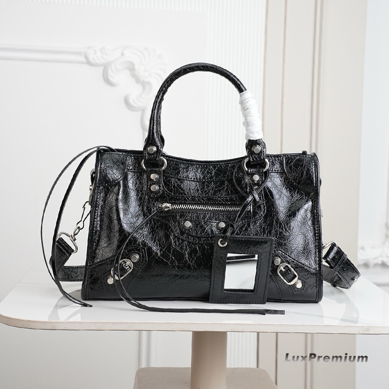 Premium Le city cagole Handbag Motorcycle tote bag shoulder bag women lady Vintage luxury designer bag genuine leather with brass hardware men purse