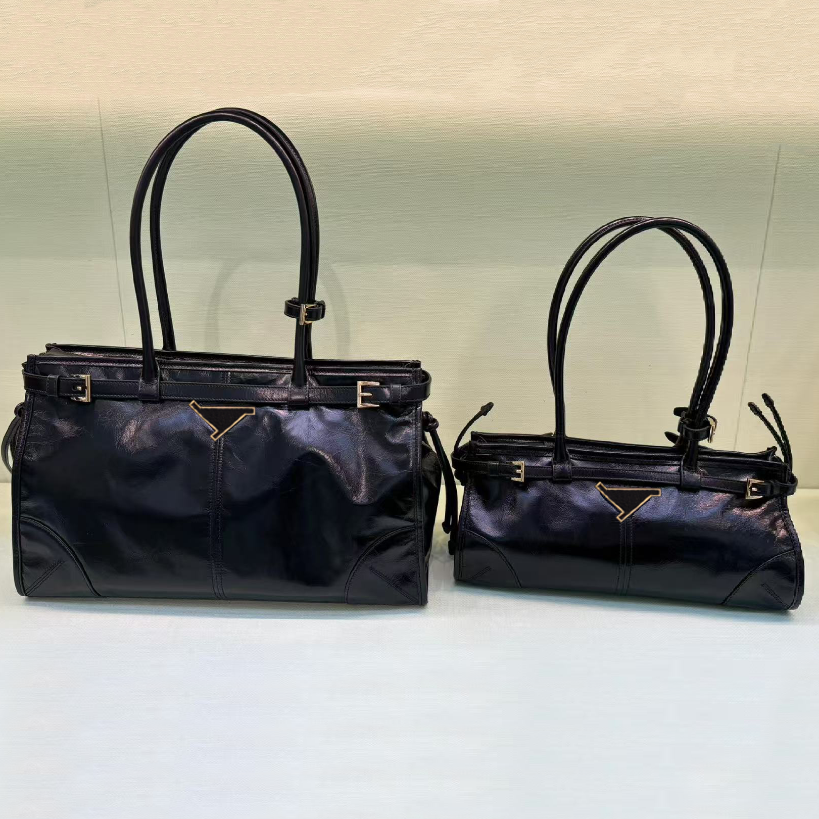 New products Womens leather 3 sizes baguette bag fashion Luxury bag cosmetic Underarm Evening Bags high quality Drawstring top handle Shoulder cross