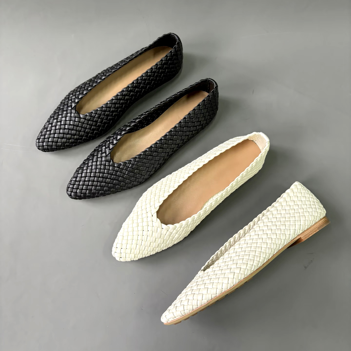 2026ss Luxury Designer Women Woven leather pointed-toe V-neck flats versatile Slipon sandals Summer Outdoor Casual Fashion slide Elegant Dinner Part