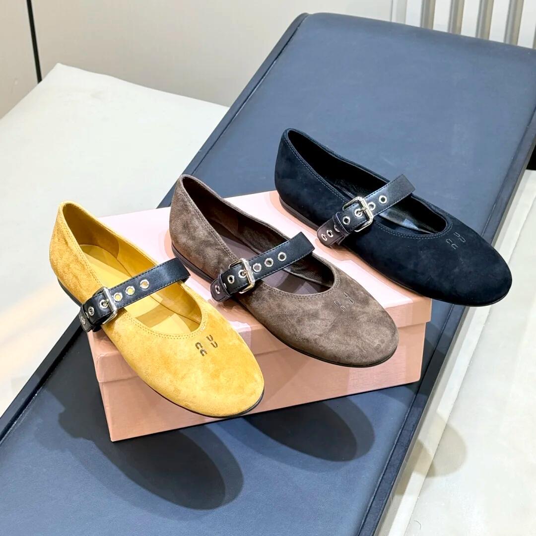 2026ss New Designer Luxury Double Buckle Bow Mary Jane Ballet Flats Womens comfortable Soft delicate Suede Slip on sandals Summer Outdoor Leisure tr