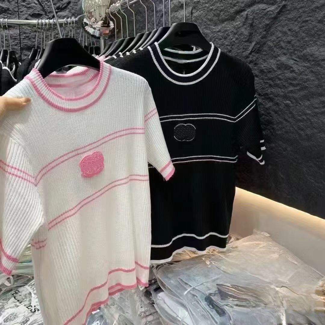 channels Designer Cotton tees Sweaters Slim Knits Harajuku Slim cc T-shirt Ladies Letter Stretchable Turtleneck Luxury chan Tops Clothing Gym Clothi