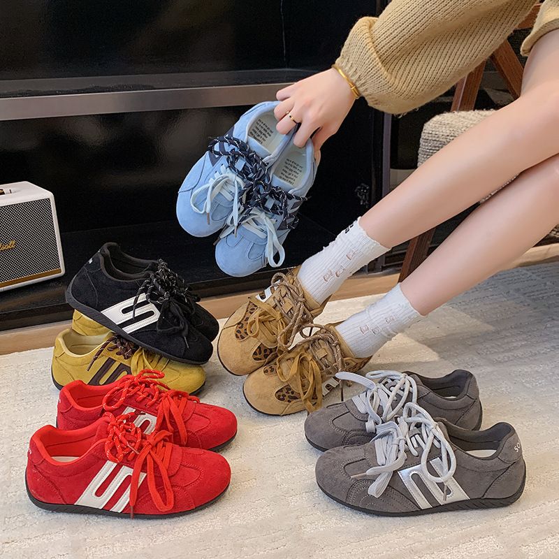 Women's Men's Brown Suede Retro Running Shoes Dual Lace Up Casual Walking Sneakers