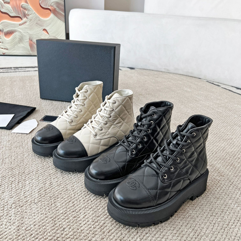 Designer Lace Up High Quality Men Women Real Leather Half Classic Style Shoes Winter Fall Snow Boots Real leather knight boots top quality Chelsea b
