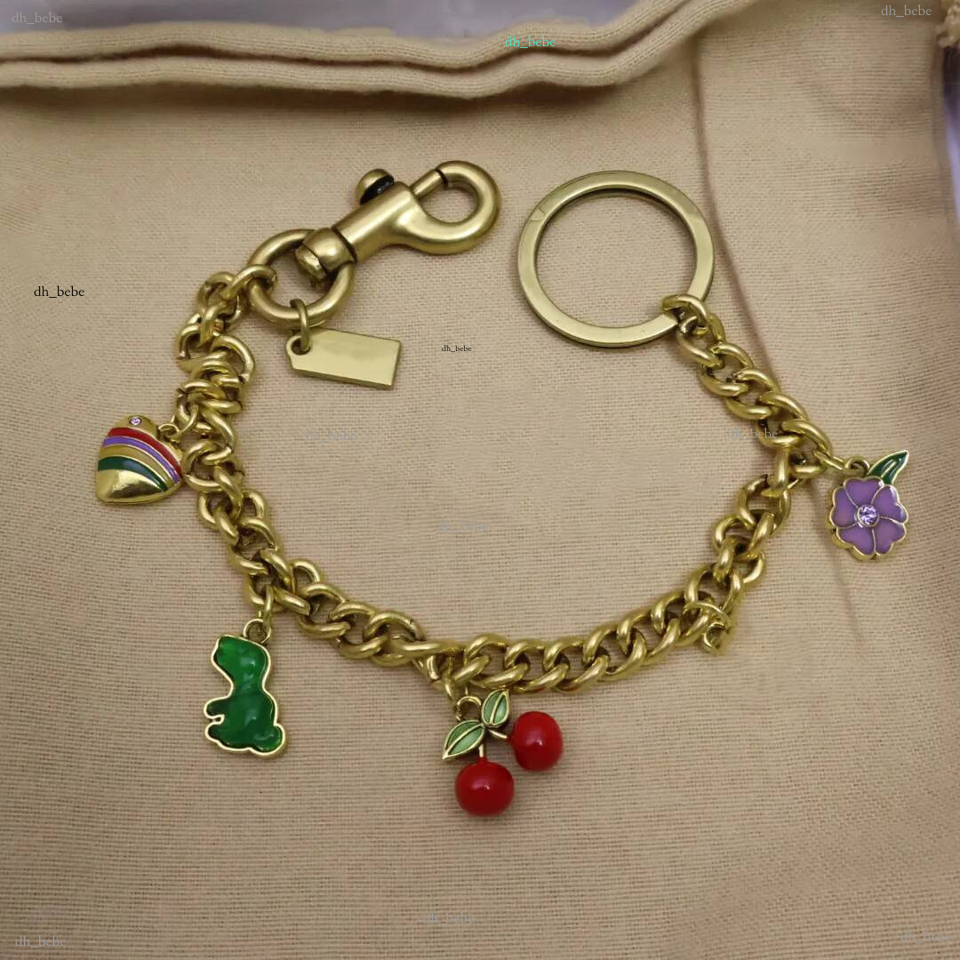 New Bag Charm Luxury keychain for Women cute bag charms Keychains fruit Classic Pendant Fashion Key Rings quality Refreshing Style key chain Lany